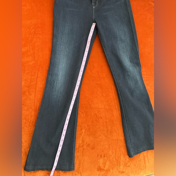 J Brand Maria High Rise Flare Jeans In Embrace Dark Wash Stretch Hemmed Size 27 - Picture 10 of 12